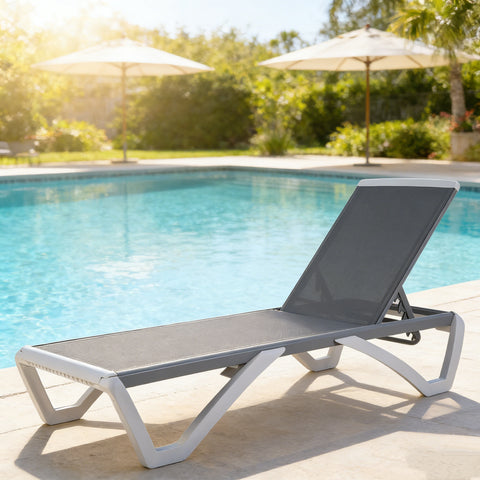 Kozyard Outdoor Patio Lounge Chair – Ideal for Poolside Outdoor Relaxation Spaces, Comfortable Outdoor Seating with Sturdy Frame & Premium Textilene Fabric, Durable Patio Furniture for Outdoor Leisure
