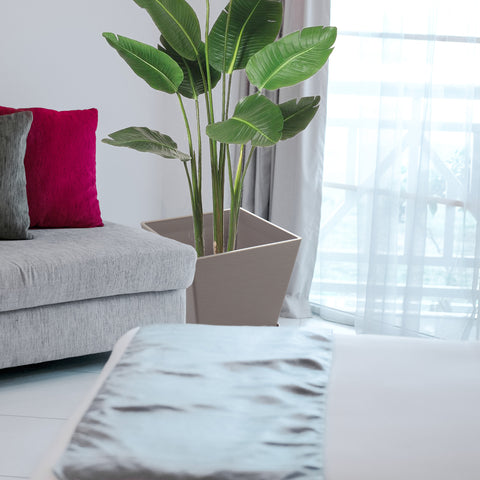 Kozyard 2Packs Round Planter Indoor Outdoor Plant Pots with Tray Collecting Water for Porch, Patio, Backyard Planters Modern Décor for Tall Plants, Flowers