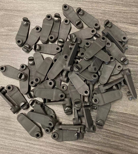 Black Plastic Hooks for gazebo curtain– Bulk Durable Hardware for Fence and Gate Applications. A collection of black plastic hooks, designed for use in fence, gate, and latch systems. Sturdy and weather-resistant for outdoor durability.